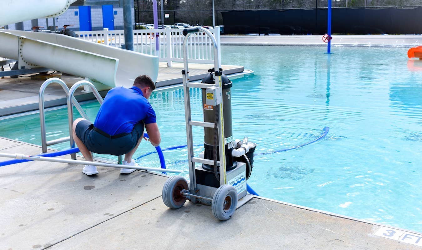 pool-maintenance-scmg-1